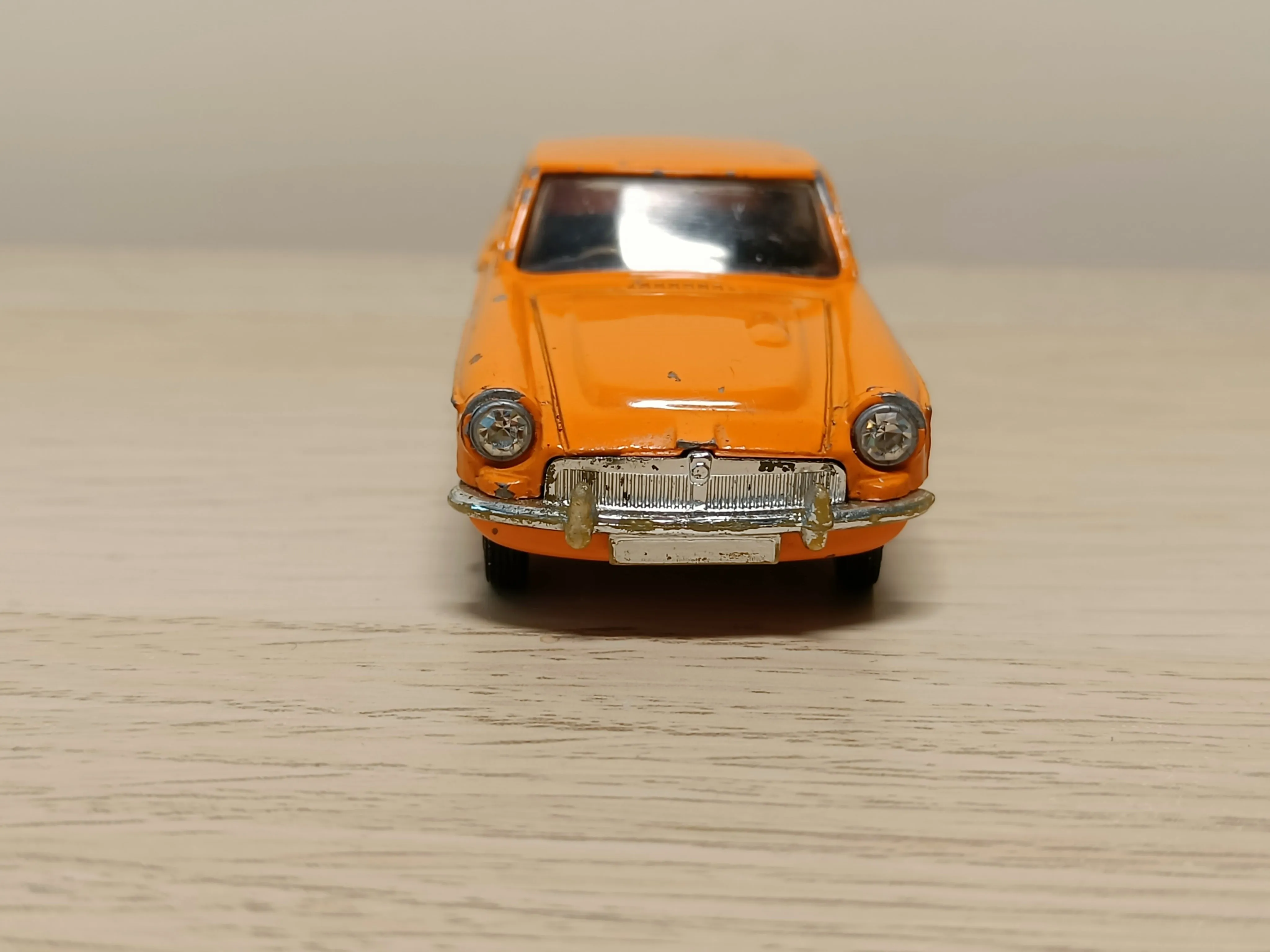 345 MGC GT in orange (1)