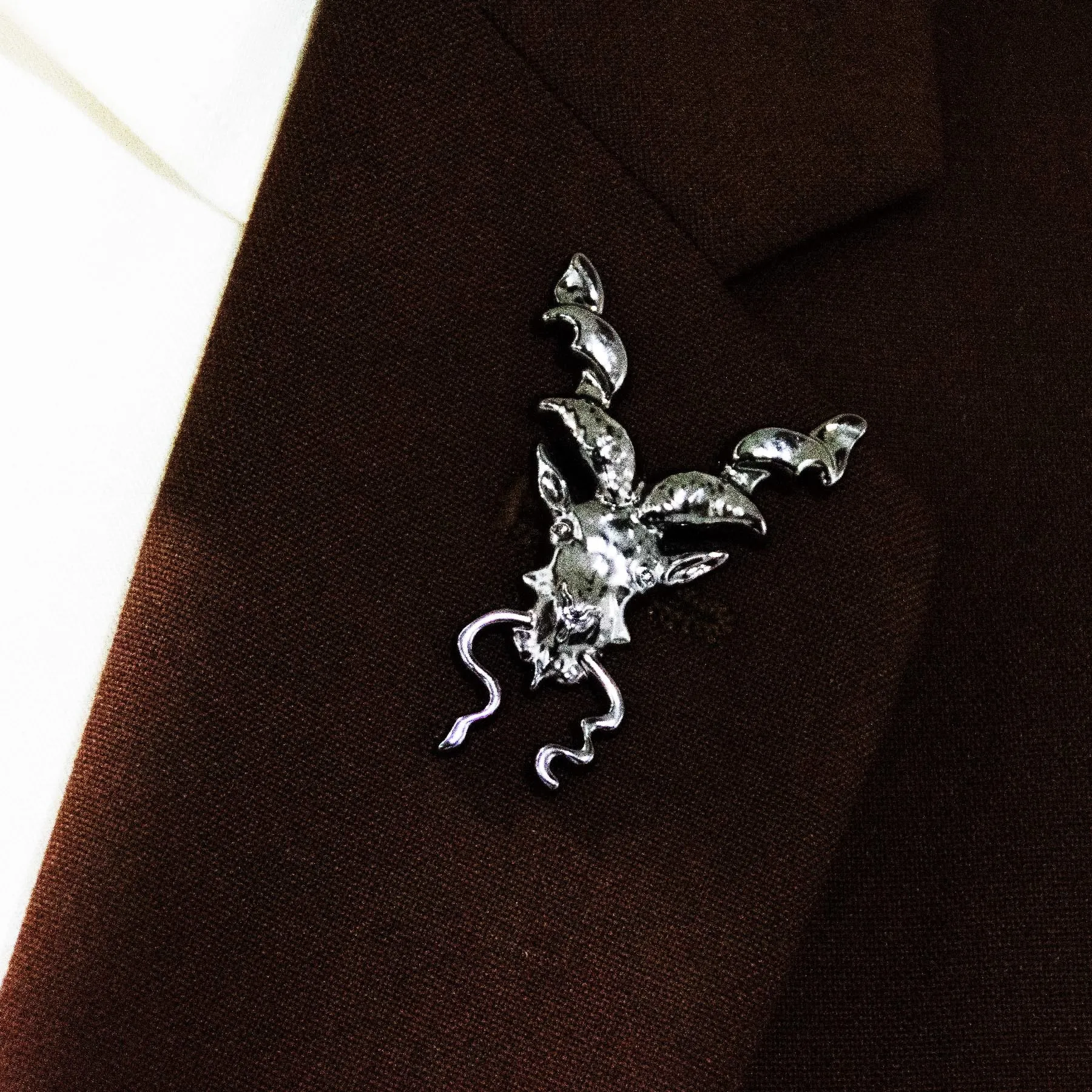 Antique Markhor – Gunmetal Lapel Pins