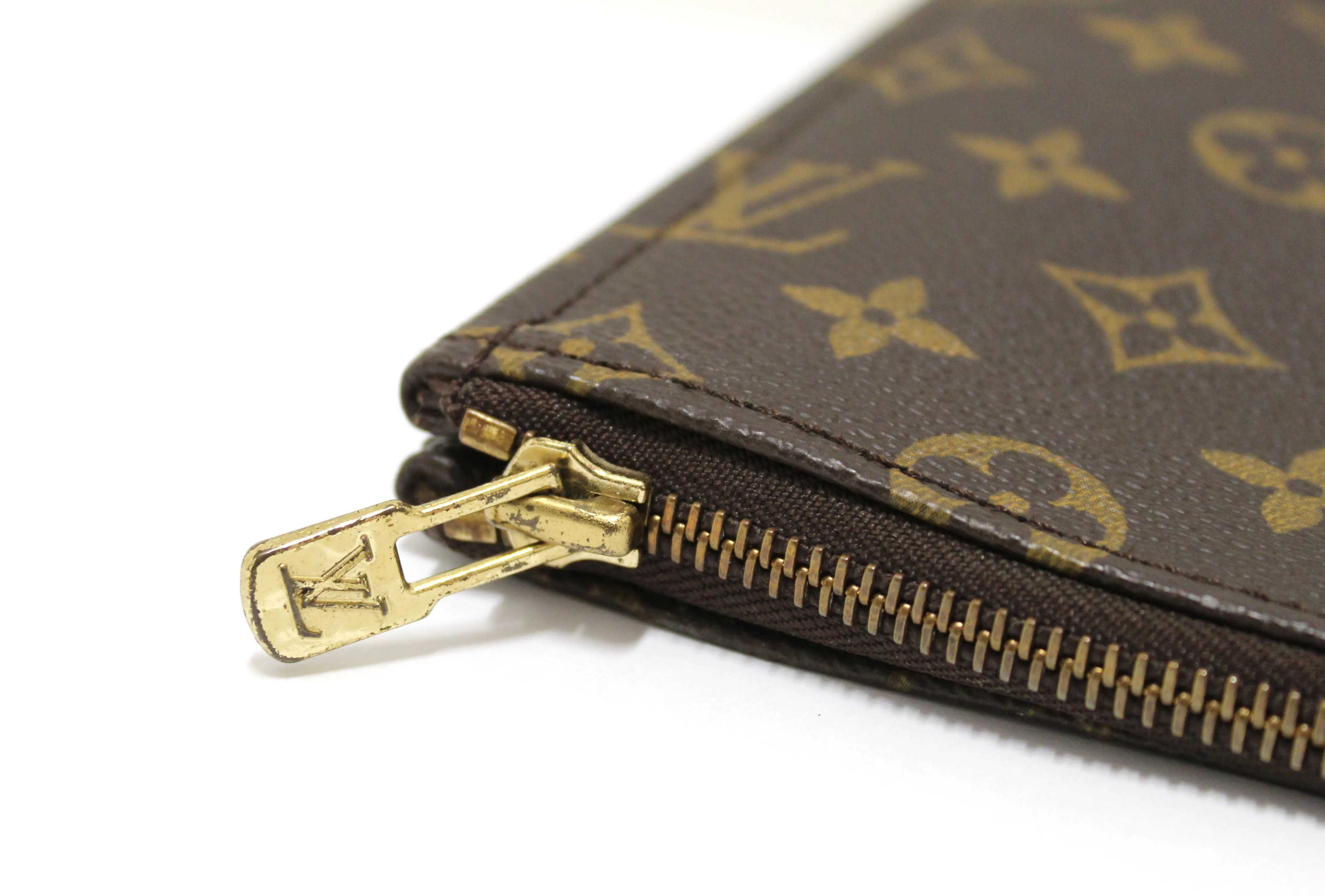 Authentic Louis Vuitton Classic Monogram Poche Folio Document Case