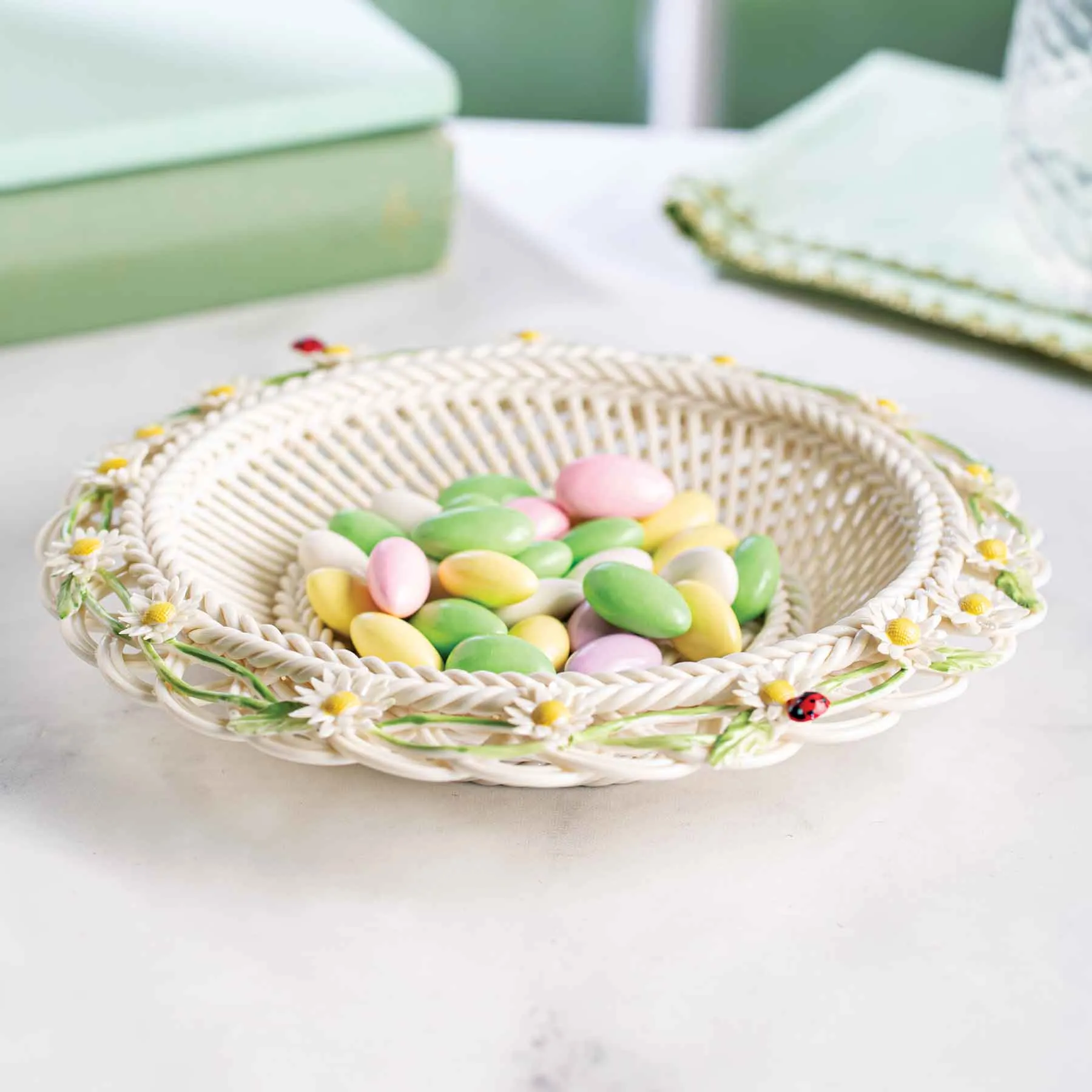 Belleek 2024 Edition Piece- Daisy Chain Basket