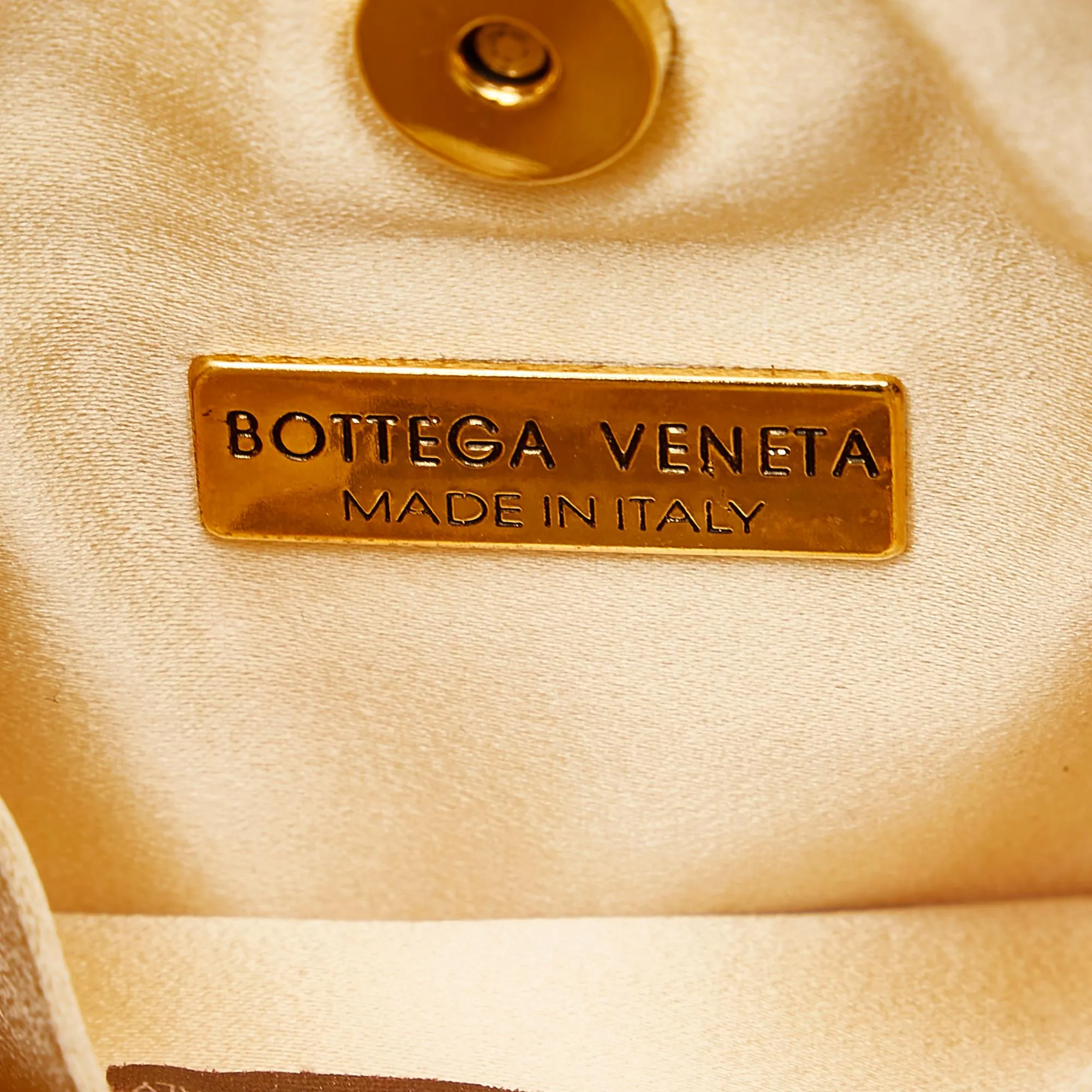 Bottega Veneta Intrecciato Satin Shoulder Bag (SHG-36709)