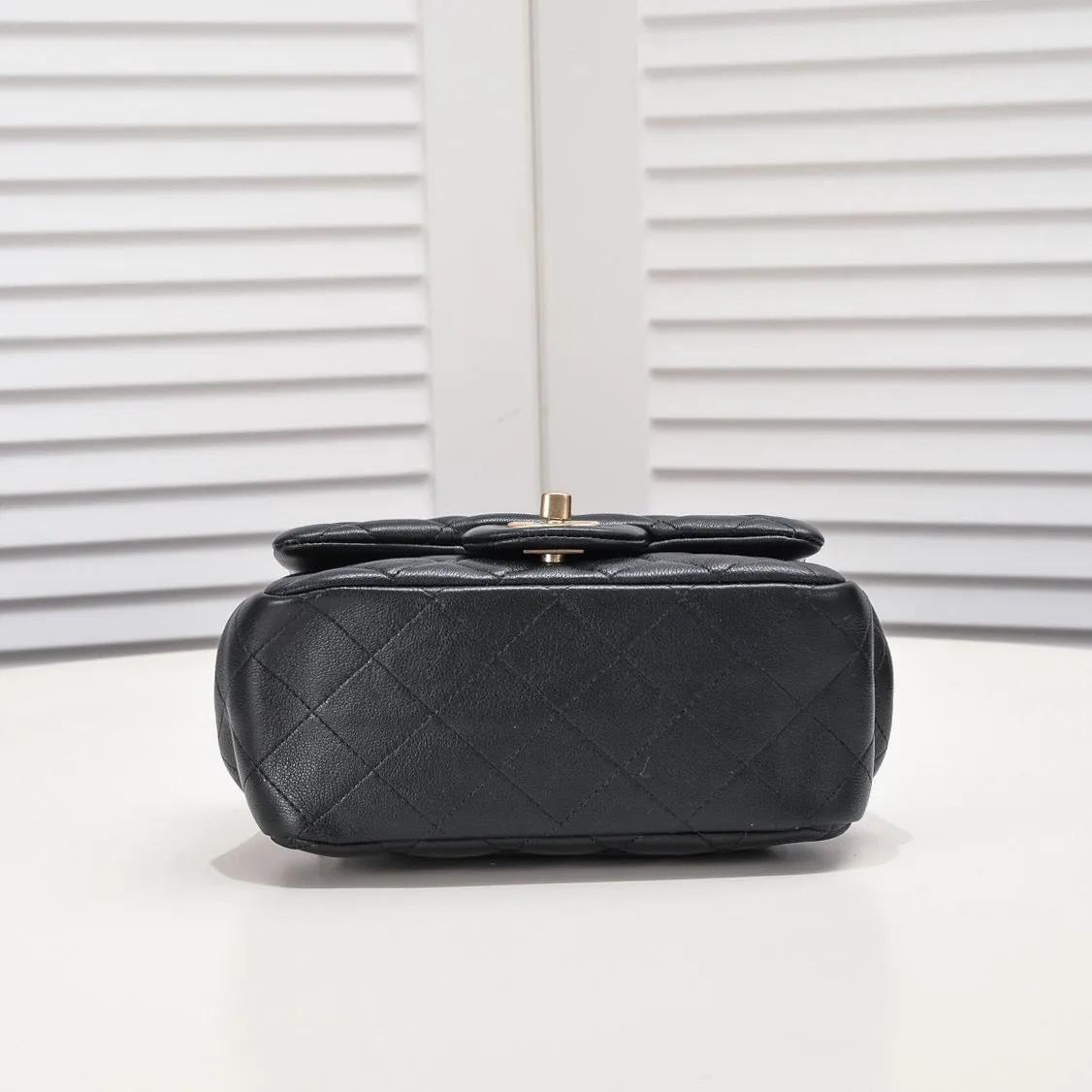 CC721 Mini / Small Flap Bag