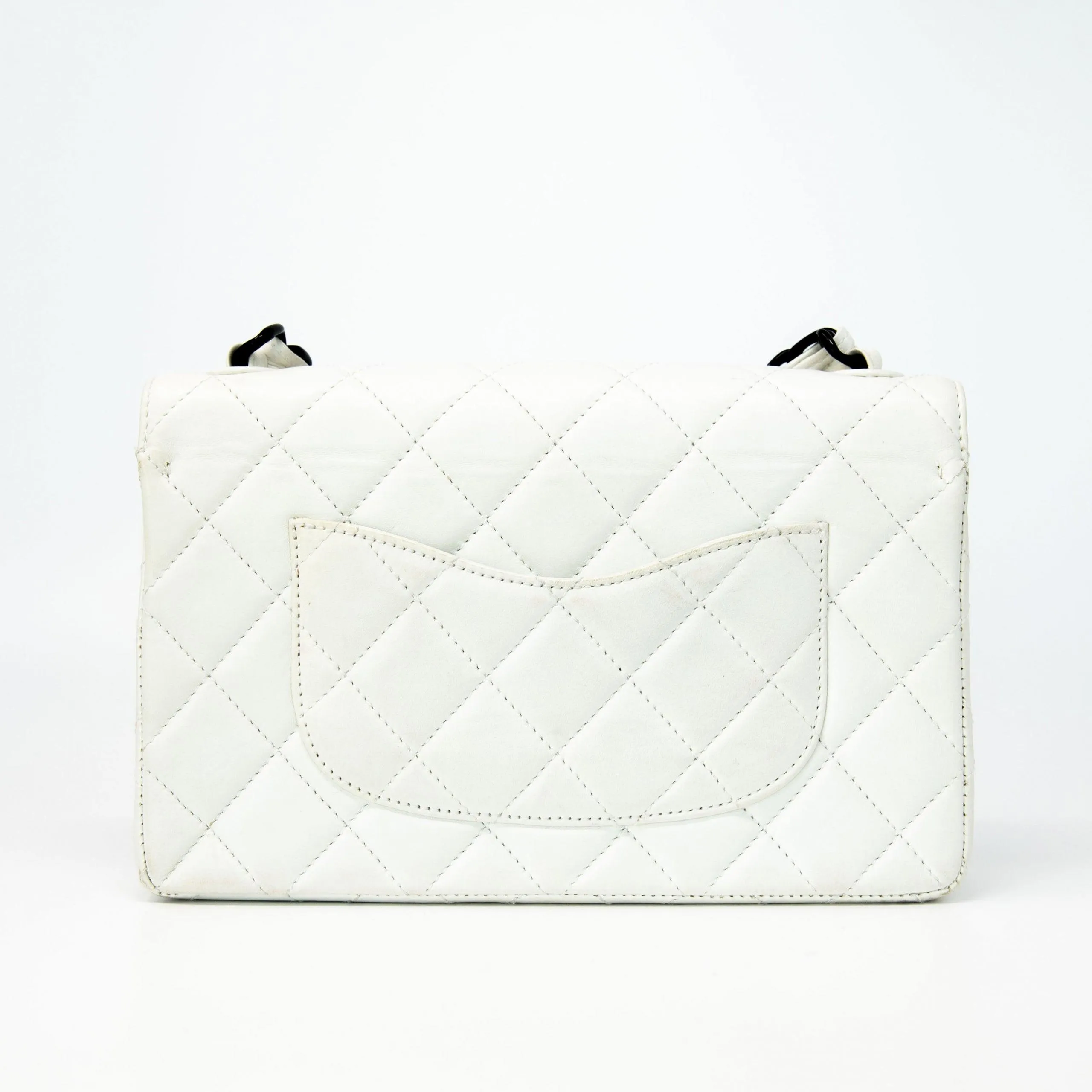 Chanel Vintage White Lambskin Flap Bag