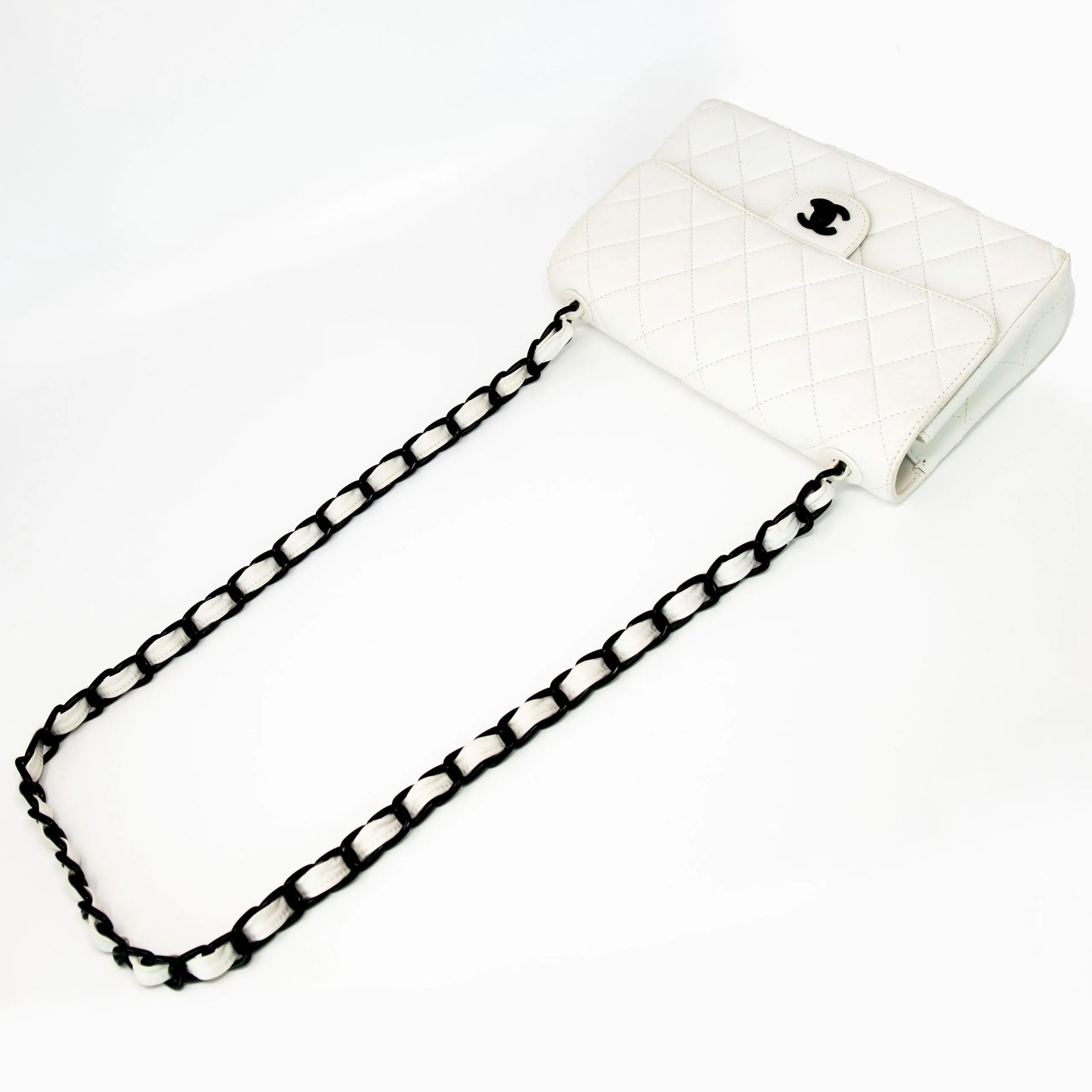 Chanel Vintage White Lambskin Flap Bag