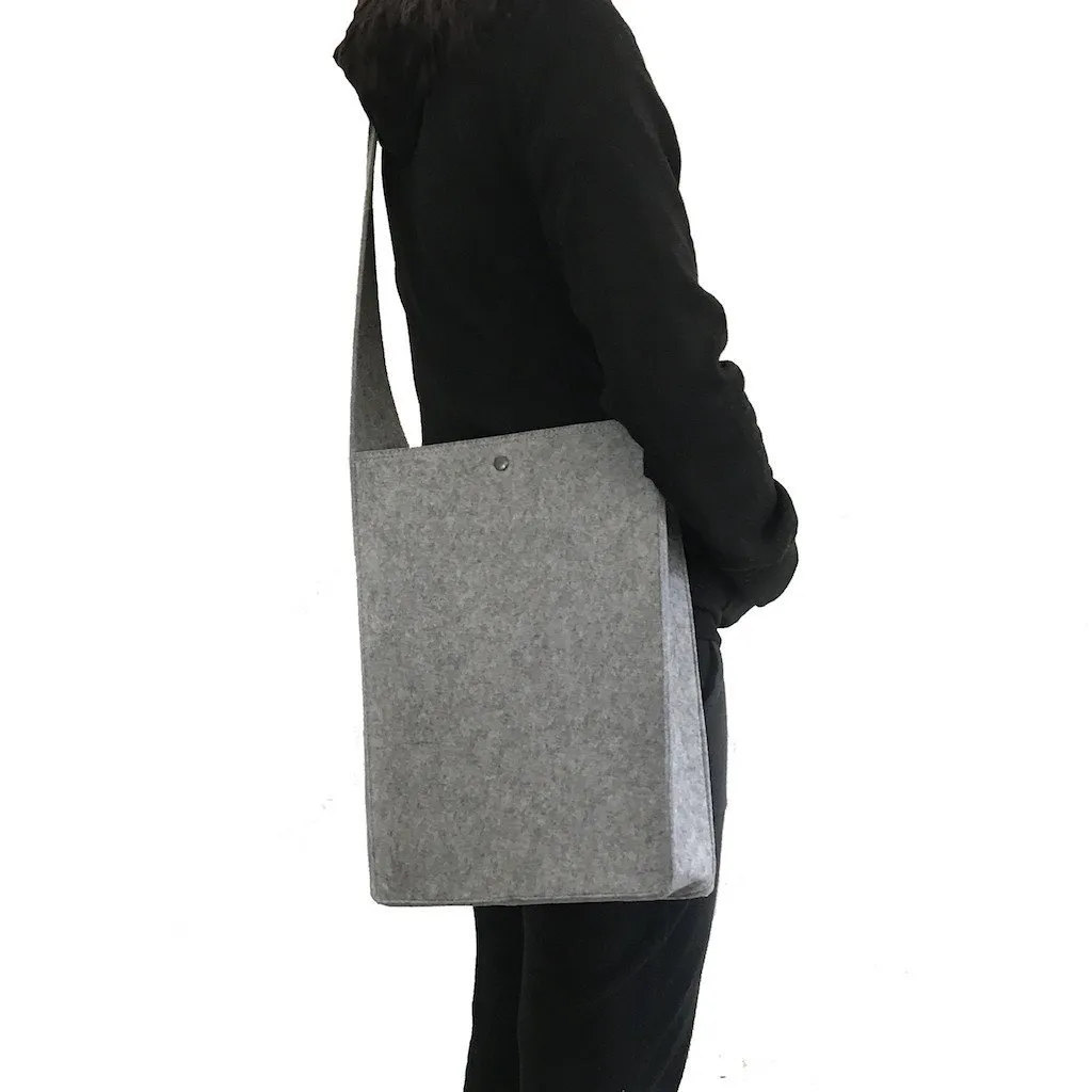 Felt Messenger Bag-Portrait(FB-04)