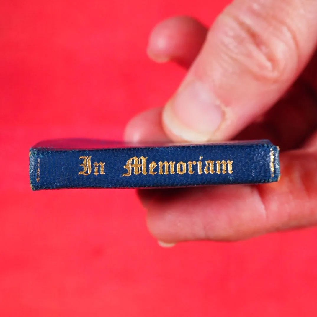 In Memoriam. >>MINIATURE BOOK WITH DUSTJACKET<< Tennyson, Alfred Lord. David Bryce & Son, Glasgow. London, Henry Frowde, Oxford University Press. 1905 CONDITION: VERY GOOD