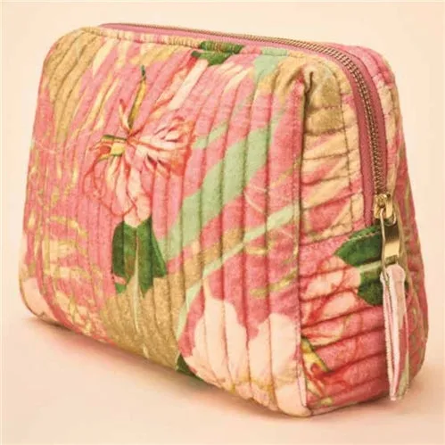 Powder Quilted WashBags