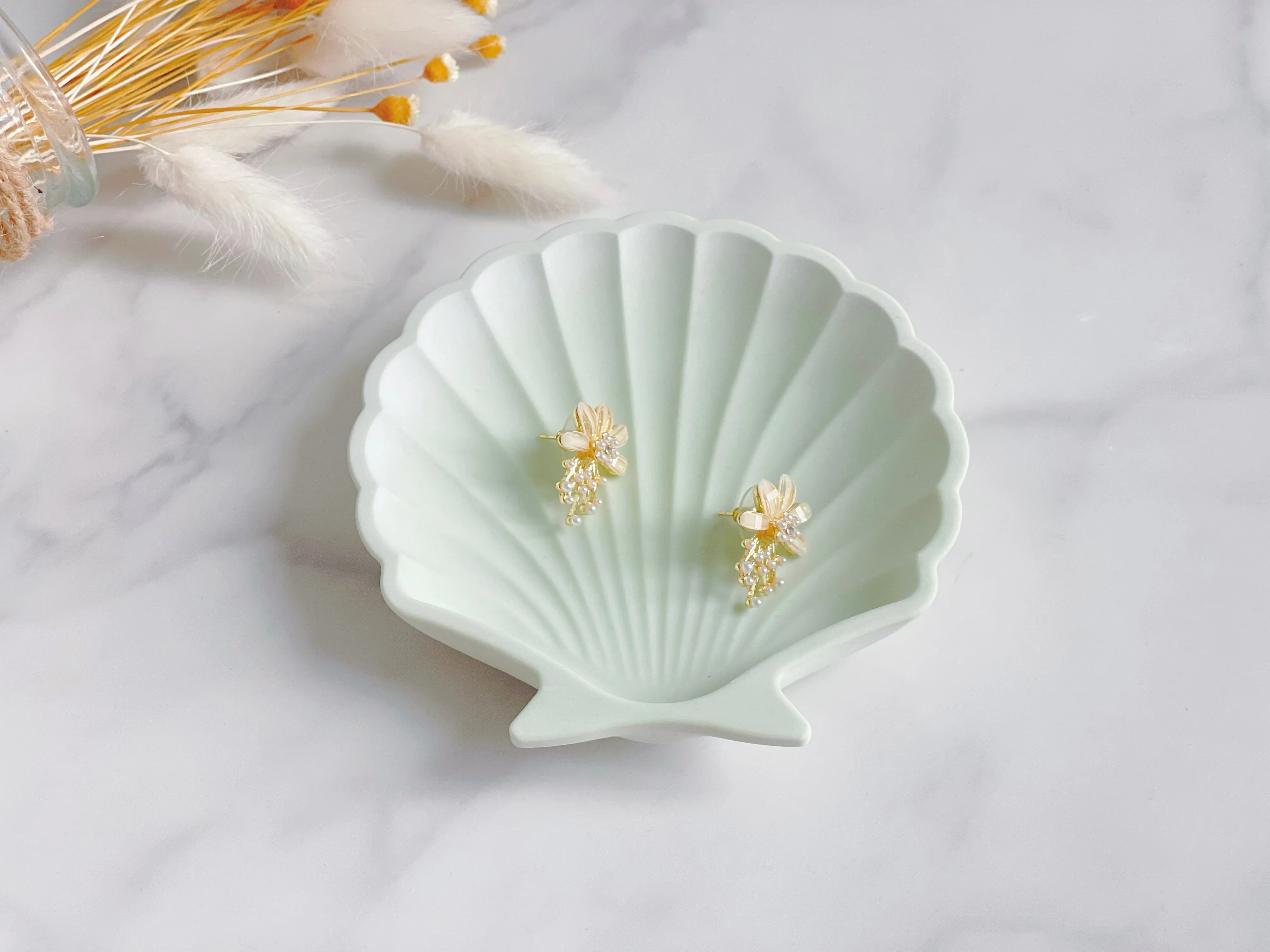 Shell Shaped Decorative Tray