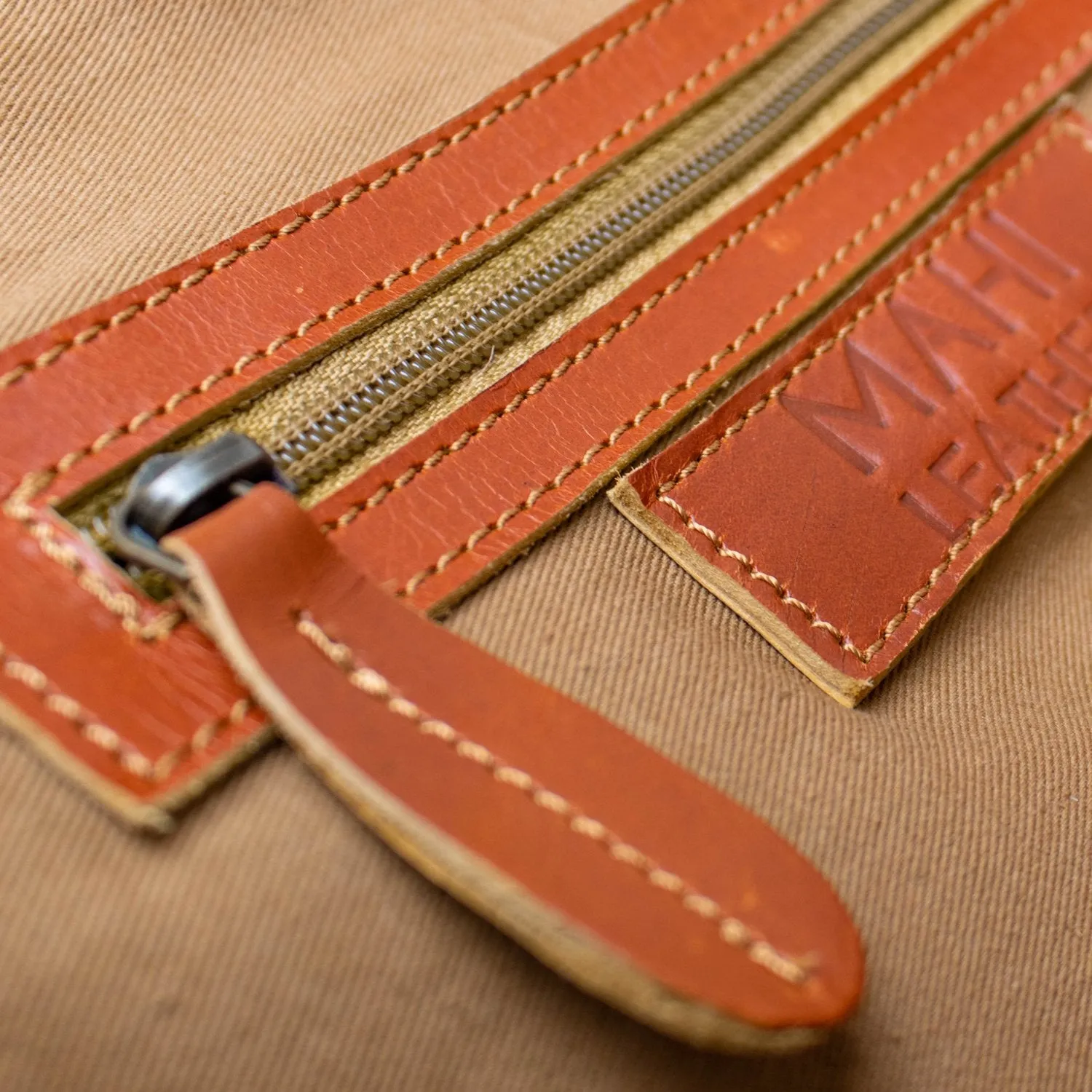 The Oxford Zip-up (Tan)